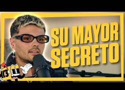 Enlace a La habilidad secreta de Abraham Mateo: Imitar a Shakira