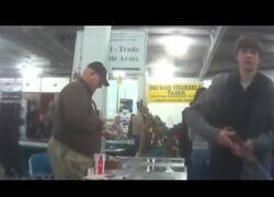 Enlace a Lo que un menor en EEUU puede comprar y lo que no