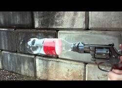 Enlace a ¿Una botella de plástico puede servir como silenciador?