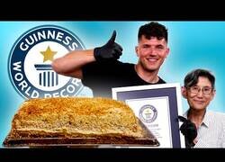 Enlace a El Nugget de pollo más grande del mundo