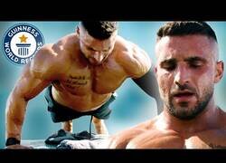 Enlace a El record mundial de más flexiones en una hora