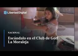 Enlace a Altercado en un club de golf al colarse una prostituta