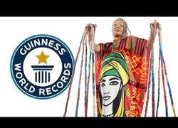 Enlace a Las uñas más largas de la historia