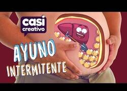 Enlace a Lo que les pasa a tus órganos cuando haces ayuno intermitente