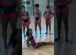 Enlace a Ni ella se cree lo que acaba de pasar