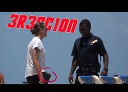 Enlace a Bulto en los pantalones [Cámara Oculta]