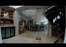 Enlace a Una vinoteca se convierte en un auténtico desastre