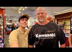 Enlace a Visitando la casa de empeños más famosa del mundo