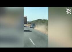 Enlace a Por si alguna vez se te ha ocurrido adelantar por donde no se puede