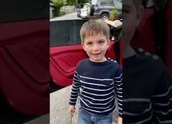 Enlace a Cómo hacer feliz a un niño con un simple gesto (si eres rico)