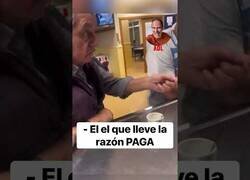 Enlace a ¿Cuántas cucharas hay dentro de la taza?