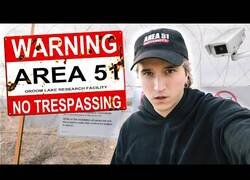Enlace a Clavero visita el Area 51