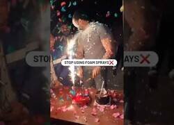 Enlace a Estos esprays deberían estar prohibidos en los cumpleaños