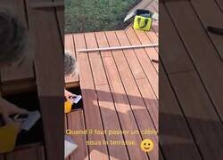 Enlace a Cuando necesitas pasar un cable por debajo de la terraza