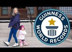 Enlace a Las hermanas gemelas con mayor diferencia de altura en el mundo