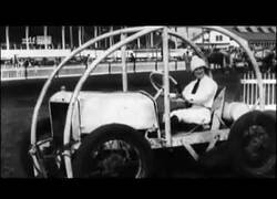 Enlace a Las exhibiciones de 'coches locos' que hacían en 1920