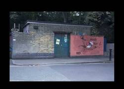 Enlace a La épica batalla de la pared pintada de rojo