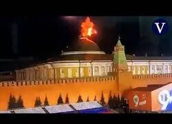 Enlace a Rusia acusa a Ucrania de atacar el Kremlin con drones para matar a Putin