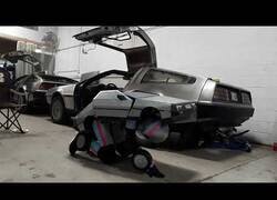 Enlace a El disfraz de DeLorean Transformer