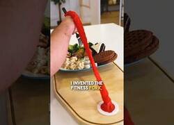 Enlace a El tenedor con el que quemas calorías mientras comes