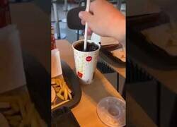 Enlace a Una broma digna de no volver a dirigir la palabra