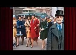 Enlace a Un día en la Nueva York de 1920, coloreado por una IA