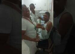 Enlace a Creo que le tiene un poco de pánico a la agujas