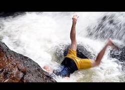 Enlace a Humanos contra la naturaleza