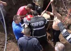 Enlace a El día que un chico de 14 años se ofreció para salvar a un bebé que había caído por un pozo