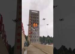 Enlace a Poniendo a prueba a los drones bomberos