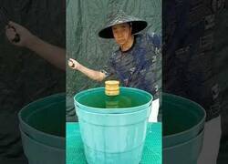 Enlace a Cortando el agua, ¿crees que el cuchillo está afilado?