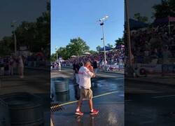 Enlace a Trabajo en equipo moviendo el agua