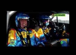 Enlace a Fernando Alonso hace sufrir a Josep Pedrerol en el cirucito del Jarama