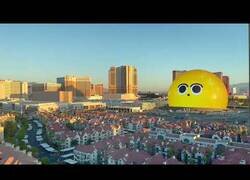 Enlace a La adorable mega esfera de Las Vegas un domingo por la mañana