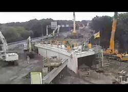 Enlace a Así se construyó en Holanda un túnel bajo una autopista en un solo fin de semana