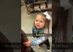 Enlace a La niña que pensaba que un maniquí era su hermano