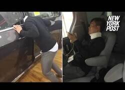 Enlace a Demostración del sistema de seguridad de un coche sale mal