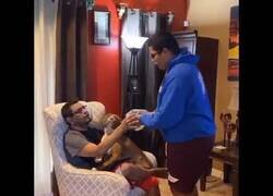 Enlace a La broma del helio que resultó no ser helio