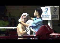 Enlace a Golpe de codo acaba en fractura de cráneo en pelea de Muay Thai