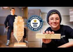 Enlace a Este chico es un genio del Jenga