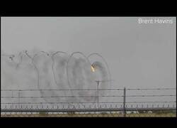 Enlace a Esto sucede cuando una turbina de viento se incendia