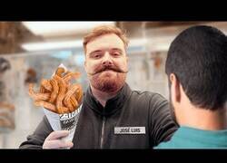 Enlace a Ibai trabaja de incógnito en una churrería