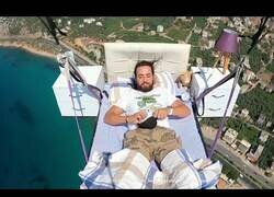 Enlace a ¿Te apetece una siesta entre las nubes?
