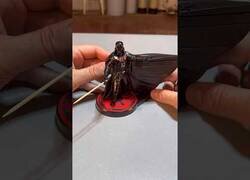 Enlace a El dispensador de palillos de dientes de Darth Vader