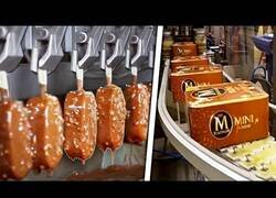 Enlace a Así se fabrican los helados Magnum