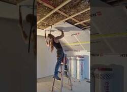 Enlace a El manejo de este tipo con las escaleras hace que las utilice como una extensión de su cuerpo
