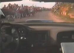 Enlace a El día que Colin McRae tuvo que sortear espectadores a 200 km/h