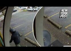 Enlace a Hombre se libra por segundos de una sierra fuera de control