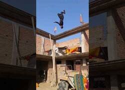 Enlace a Las rodillas más resistentes del mundo