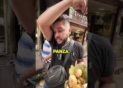 Enlace a Le regala un coche a cambio de probar la comida callejera de la India